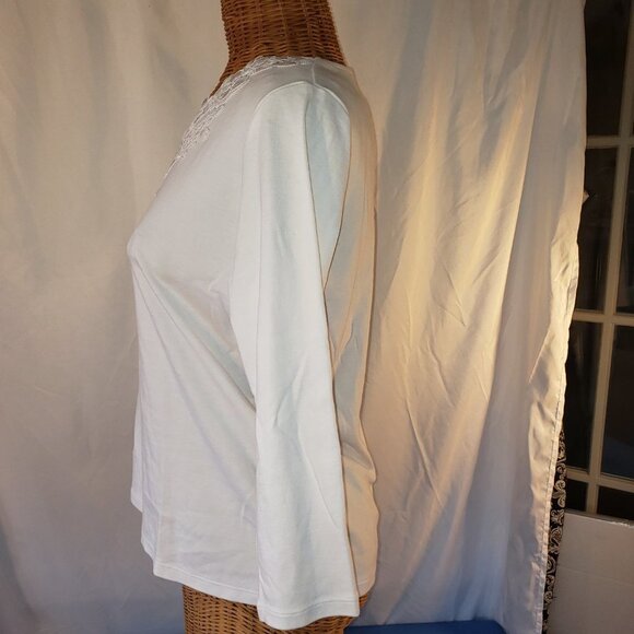 Together Classics Women's White Embroidered V Neck 3/4 Sleeve Top - S - Picture 2 of 4